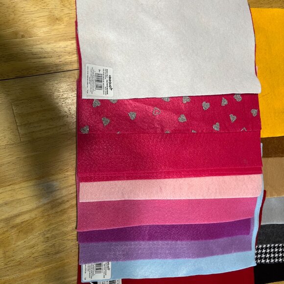 9 x 12 Felt Assorted Colors Lot - 30 Pieces by Creatology & Kunin - Picture 3 of 15